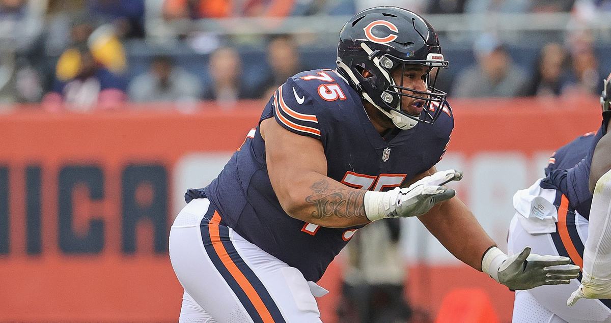 bears offensive lineman Larry Borom