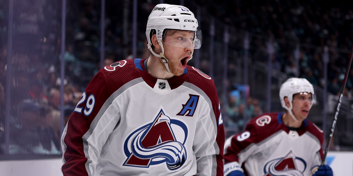 Nathan MacKinnon