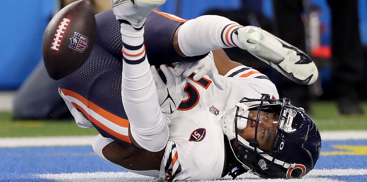 Velus Jones Jr. falls bears