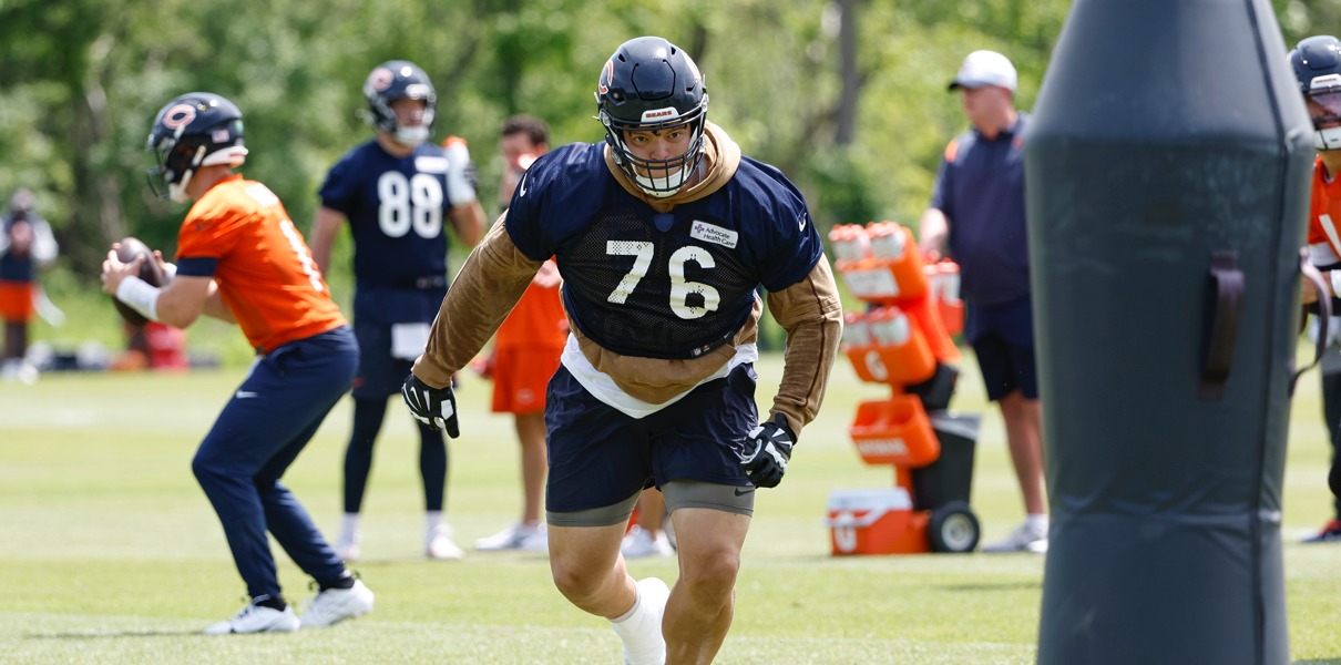 May 31, 2024; Lake Forest, IL, USA; Chicago Bears offensive tackle Teven Jenkins (76) runs during organized team activities at Halas Hall. Mandatory Credit: Kamil Krzaczynski-USA TODAY Sports